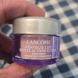 Unopened/unused Rénergie Lift Multi-Action Ultra Sunscreen 0.5 oz. 15mL.